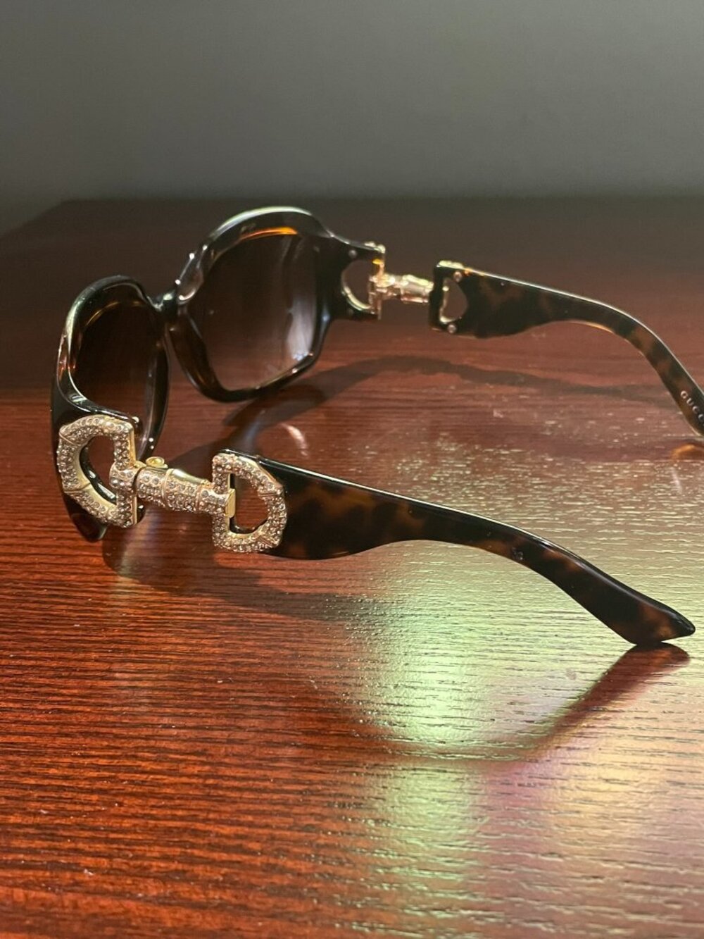 Vintage Gucci GG3017/S Oversized Tortoiseshell Crystal Horse Bit Sunglasses